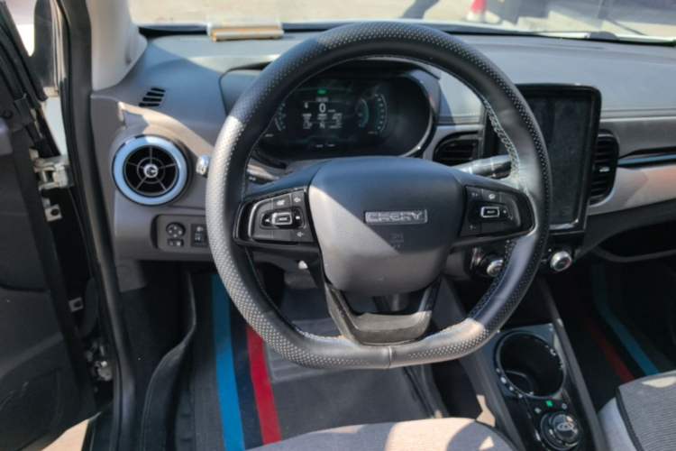 Used Chery QQ Little Ant 2022 Sweet Pink Edition Full-Sugar Version 3-Cell Lithium 30kW 301km Steering Wheel