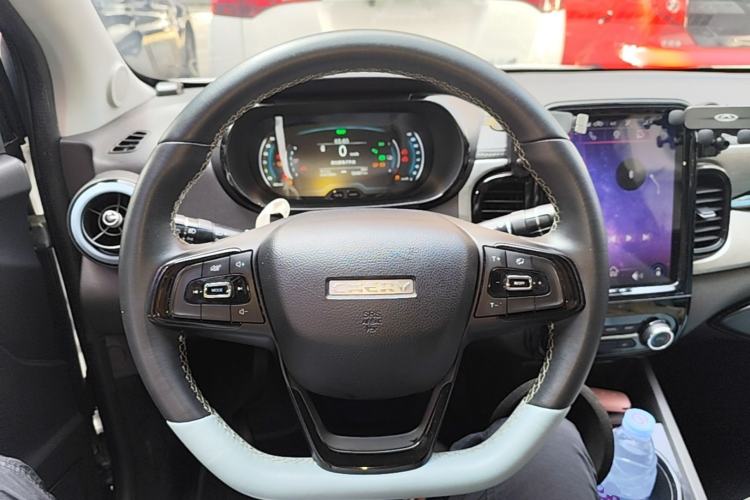 Used Chery QQ Little Ant 2022 Sweet Pink Edition Half-Sugar Version Lithium Iron Phosphate 30 kW 301 km Steering Wheel