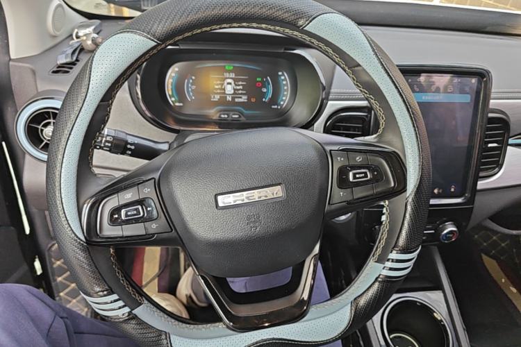 Used Chery QQ Little Ant 2022 Sweet Pink Edition Half-Sugar Version 3-Cell Lithium 30kW 301km Steering Wheel