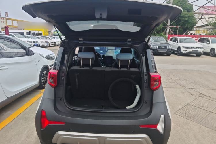 Used Chery QQ Little Ant 2022 Revised Version Sweet Pink Edition Half-Sugar Version Lithium Iron Phosphate 30.7 kWh 30 kW 301 km Trunk