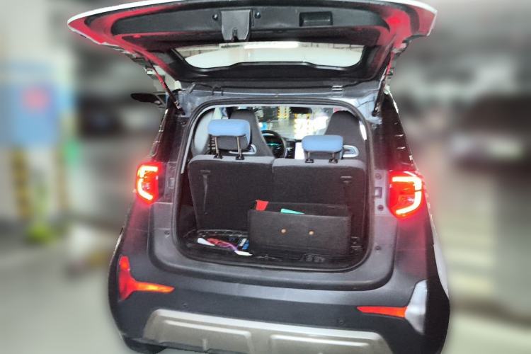 Used Chery QQ Little Ant 2022 Revised Version Sweet Pink Edition Half-Sugar Version Lithium Iron Phosphate 30.7 kWh 30 kW 301 km Trunk