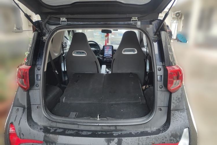 Used Chery QQ Little Ant 2022 Revised Version Sweet Pink Edition Half-Sugar Version Lithium Iron Phosphate 30.7 kWh 30 kW 301 km Trunk