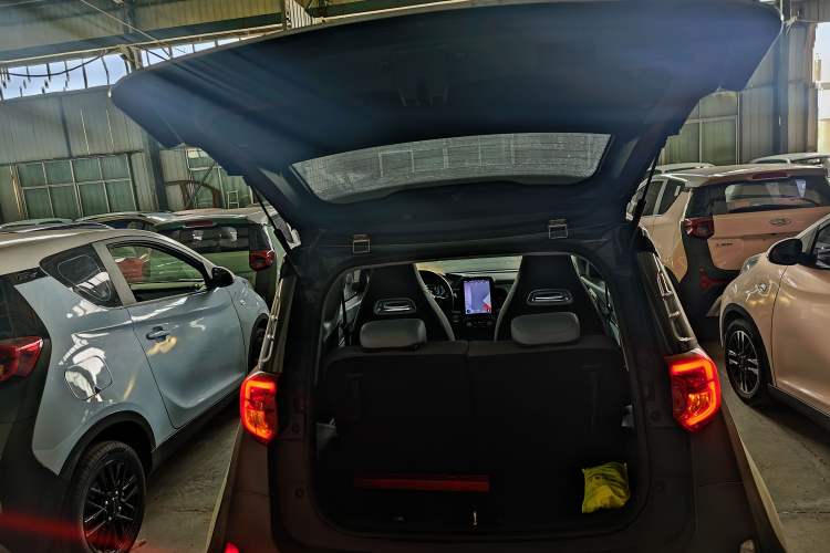 Used Chery QQ Little Ant 2022 Sweet Pink Edition Half-Sugar Version Lithium Iron Phosphate 30 kW 301 km Trunk