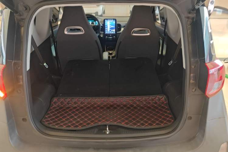 Used Chery QQ Little Ant 2022 Sweet Pink Edition Low-Sugar Version Lithium Iron Phosphate 30 kW 301 km Trunk