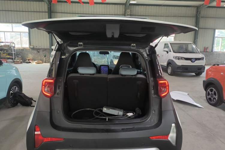 Used Chery QQ Little Ant 2022 Restyled Version Sweet Pink Edition Half-Sugar Version 30.6 kWh 30 kW 301 km Trunk