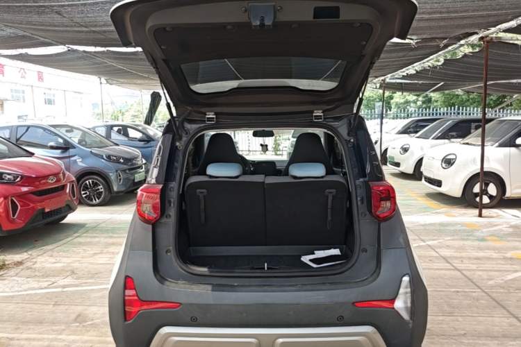 Used Chery QQ Little Ant 2022 Updated Version Sweet Pink Edition Full-Sugar Version 30.6 kWh 30 kW 301 km Trunk