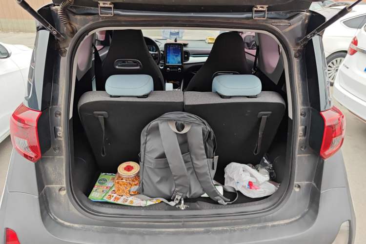 Used Chery QQ Little Ant 2022 Sweet Pink Edition Half-Sugar Version 3-Cell Lithium 30kW 301km Trunk