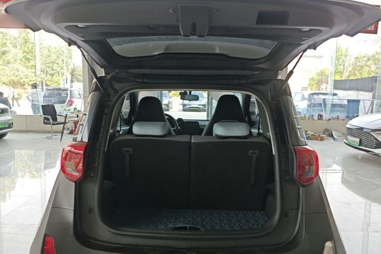 Used Chery QQ Little Ant 2022 Restyled Version Sweet Pink Edition Half-Sugar Version 28.8 kWh 30 kW 301 km Trunk