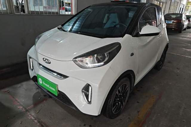 Used Chery QQ Little Ant 2022 Revised Version Sweet Pink Edition Half-Sugar Version Lithium Iron Phosphate 30.7 kWh 30 kW 301 km