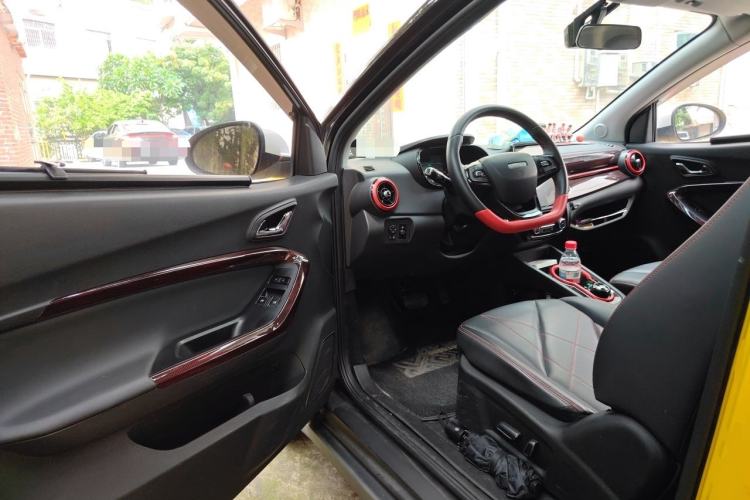 Used Chery QQ Little Ant 2022 Sweet Pink Edition Half-Sugar Version Lithium Iron Phosphate 30 kW 301 km Driver Seat