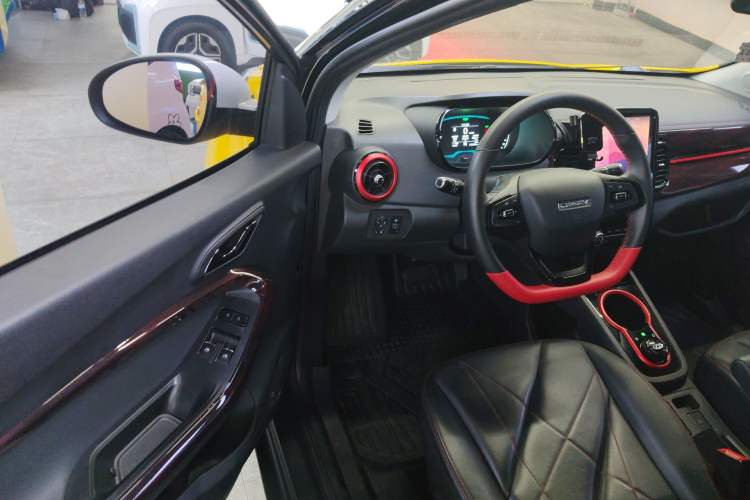 Used Chery QQ Little Ant 2022 Sweet Pink Edition Half-Sugar Version Lithium Iron Phosphate 30 kW 301 km Driver Seat