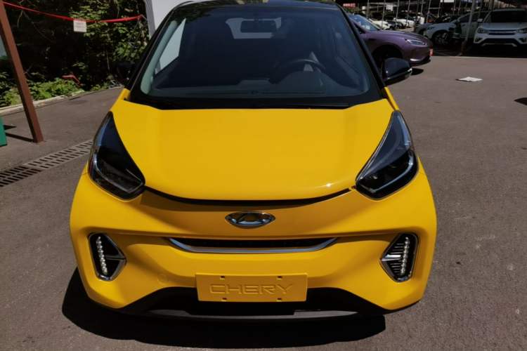 Used Chery QQ Little Ant 2022 Sweet Pink Edition Half-Sugar Version Lithium Iron Phosphate 30 kW 301 km Front
