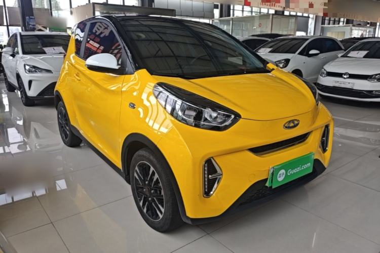 Used Chery QQ Little Ant 2022 Sweet Pink Edition Half-Sugar Version Lithium Iron Phosphate 29.2 kWh 30 kW 301 km Front Right 45 Deg