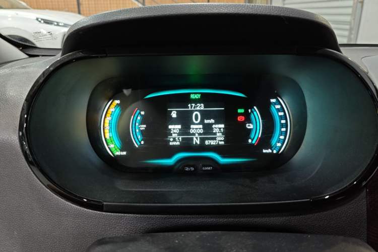 Used Chery QQ Little Ant 2022 Sweet Pink Edition Half-Sugar Version Lithium Iron Phosphate 30 kW 301 km Instrument Cluster
