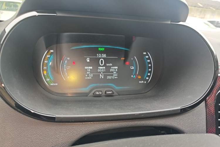 Used Chery QQ Little Ant 2022 Sweet Pink Edition Half-Sugar Version 3-Cell Lithium 30kW 301km Instrument Cluster
