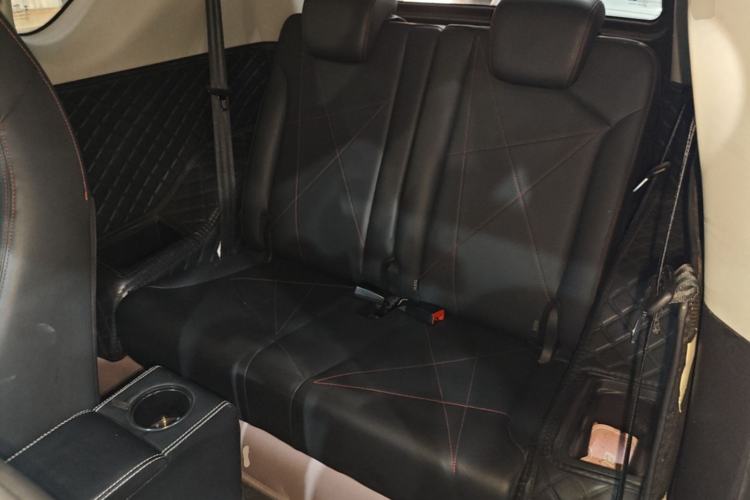 Used Chery QQ Little Ant 2022 Sweet Pink Edition Half-Sugar Version Lithium Iron Phosphate 30 kW 301 km Left Rear Seat