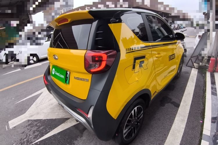 Used Chery QQ Little Ant 2022 Revised Version Sweet Pink Edition Half-Sugar Version Lithium Iron Phosphate 30.7 kWh 30 kW 301 km Rear Right 45 Deg