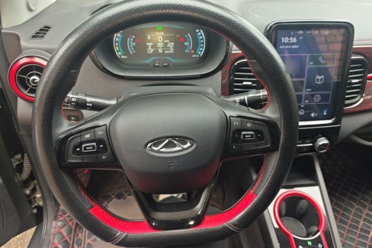 Used Chery QQ Little Ant 2022 Sweet Pink Edition Half-Sugar Version 3-Cell Lithium 30kW 301km Steering Wheel