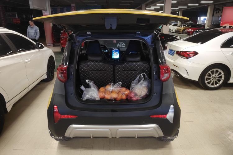Used Chery QQ Little Ant 2022 Sweet Pink Edition Half-Sugar Version 3-Cell Lithium 30kW 301km Trunk
