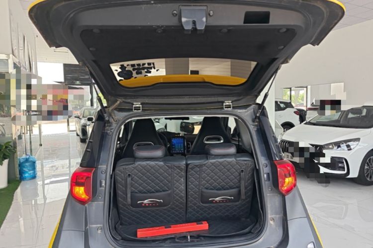 Used Chery QQ Little Ant 2022 Revised Version Sweet Pink Edition Half-Sugar Version Lithium Iron Phosphate 30.7 kWh 30 kW 301 km Trunk