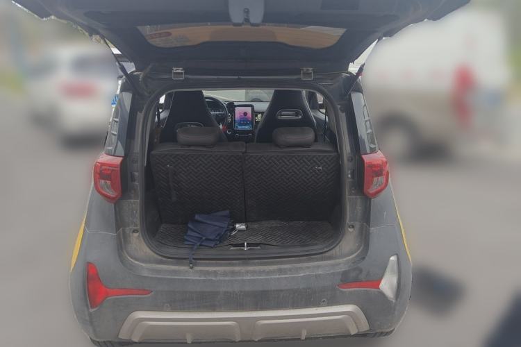 Used Chery QQ Little Ant 2022 Revised Version Sweet Pink Edition Half-Sugar Version Lithium Iron Phosphate 30.7 kWh 30 kW 301 km Trunk