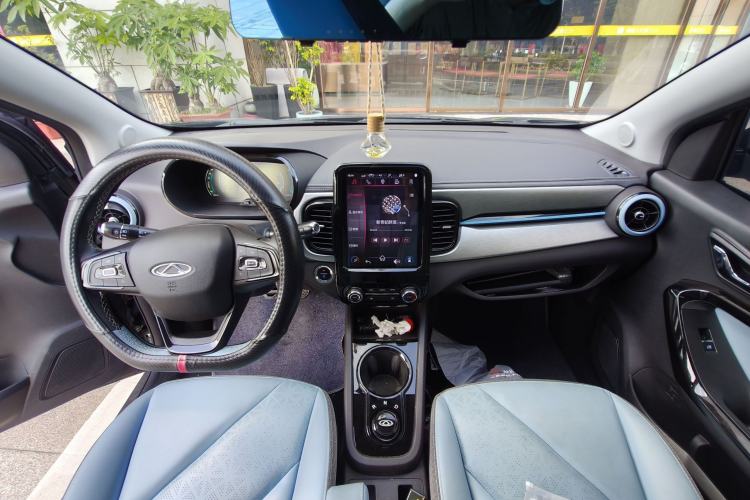 Used Chery QQ Little Ant 2023 301km True Love Plus Version Ternary Lithium Center Console