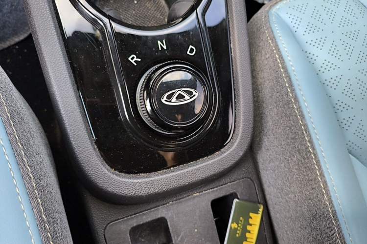 Used Chery QQ Little Ant 2023 301km True Love Plus Version Ternary Lithium Gear Lever