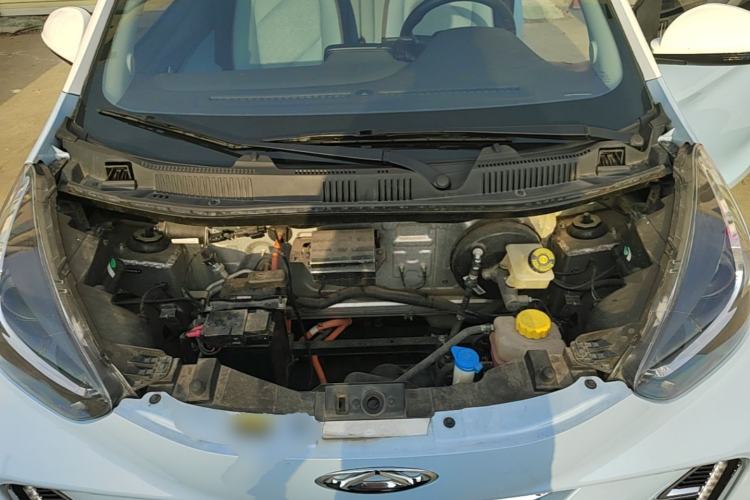 Used Chery QQ Little Ant 2023 251km True Love Edition Lithium Iron Phosphate Engine Bay