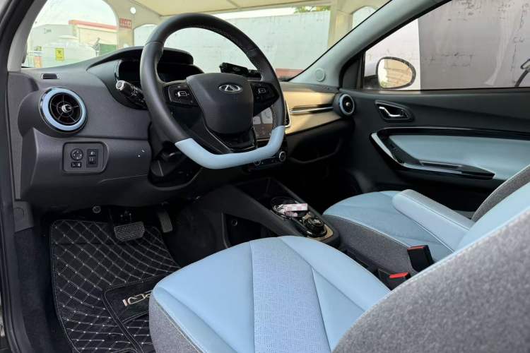 Used Chery QQ Little Ant 2023 251km True Love Edition Lithium Iron Phosphate Exterior 9