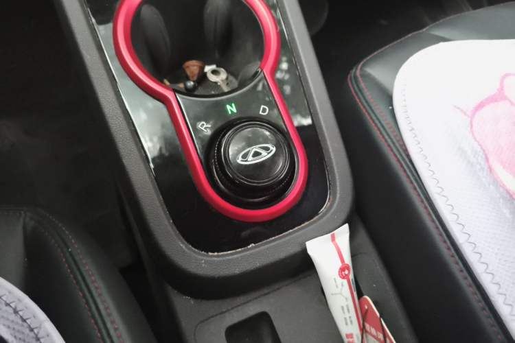 Used Chery QQ Little Ant 2023 301km True Love Plus Version Lithium Iron Phosphate Gear Lever