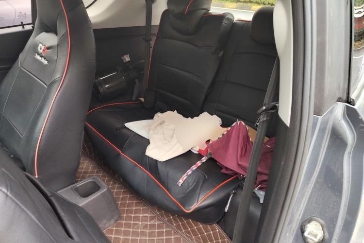 Used Chery QQ Little Ant 2023 251km True Love Edition Lithium Iron Phosphate Left Rear Seat