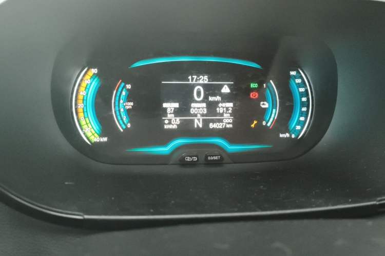 Used Chery QQ Little Ant 2023 301km True Love Plus Version Lithium Iron Phosphate Odometer Close Up