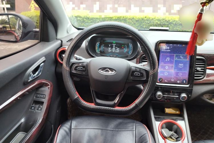 Used Chery QQ Little Ant 2023 251km True Love Edition Lithium Iron Phosphate Steering Wheel