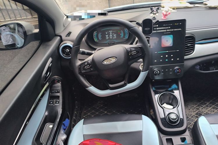 Used Chery QQ Little Ant 2023 251km True Love Edition Lithium Iron Phosphate Steering Wheel