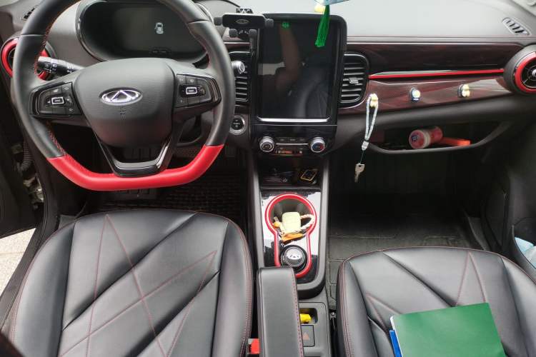 Used Chery QQ Little Ant 2023 251km True Love Edition Lithium Iron Phosphate Center Console
