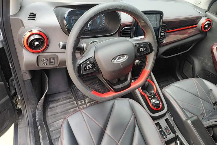 Used Chery QQ Little Ant 2023 301km True Love Plus Version Lithium Iron Phosphate Center Console