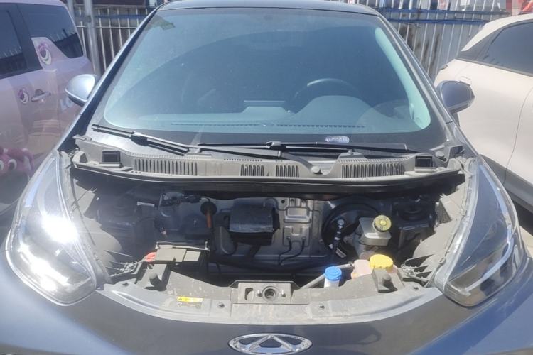 Used Chery QQ Little Ant 2023 Updated Version 251 km Love Edition Lithium Iron Phosphate Engine Bay