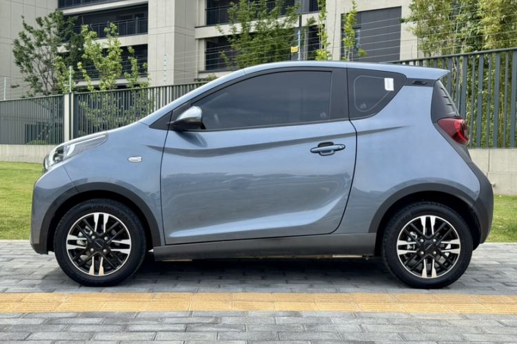 Used Chery QQ Little Ant 2023 Updated Version 251 km Love Edition Lithium Iron Phosphate Exterior 4