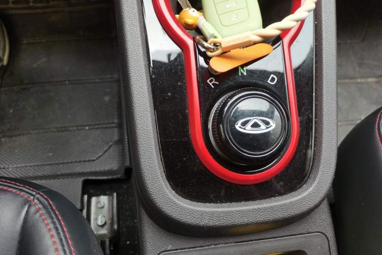 Used Chery QQ Little Ant 2023 251km True Love Edition Lithium Iron Phosphate Gear Lever