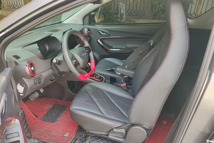 Used Chery QQ Little Ant 2023 Updated Version 251 km Love Edition Lithium Iron Phosphate Left Front Seat