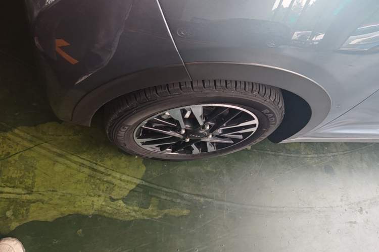 Used Chery QQ Little Ant 2023 408km Love Edition NMC Left Front Wheel Hub