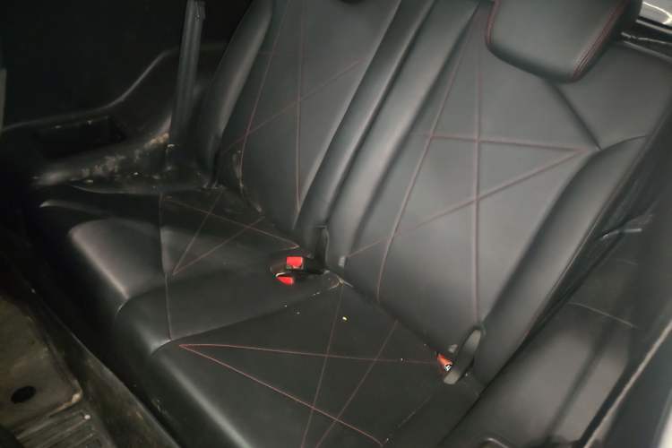 Used Chery QQ Little Ant 2023 251km True Love Edition Lithium Iron Phosphate Left Rear Seat