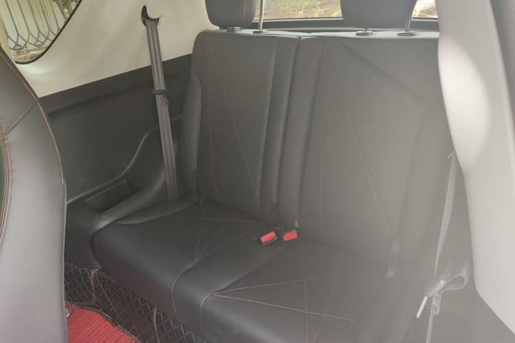 Used Chery QQ Little Ant 2023 Updated Version 251 km Love Edition Lithium Iron Phosphate Left Rear Seat