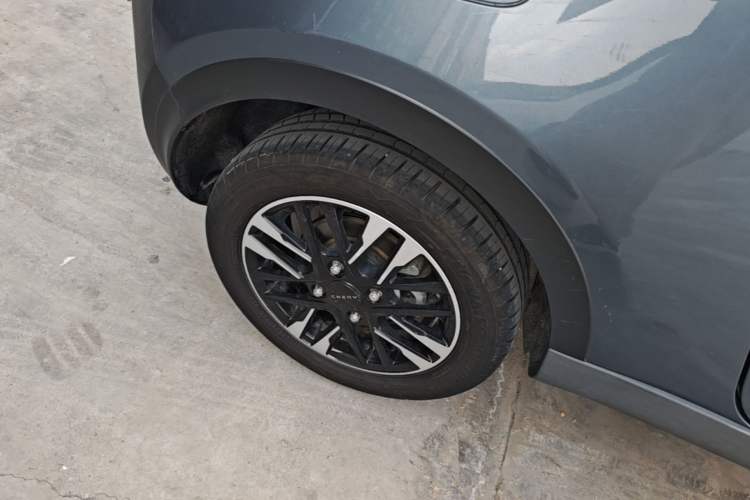Used Chery QQ Little Ant 2023 251km True Love Edition Lithium Iron Phosphate Right Rear Wheel Hub