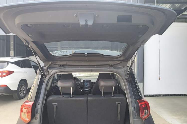 Used Chery QQ Little Ant 2023 301km True Love Plus Version Lithium Iron Phosphate Trunk