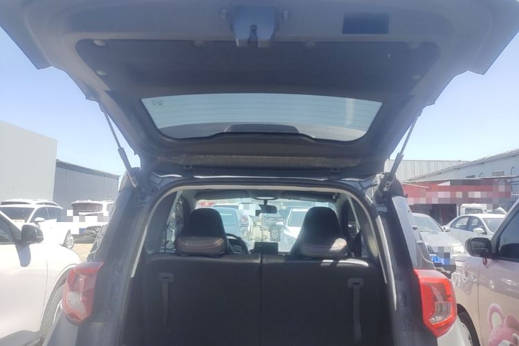 Used Chery QQ Little Ant 2023 Updated Version 251 km Love Edition Lithium Iron Phosphate Trunk
