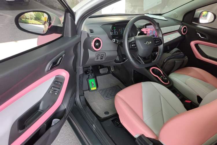 Used Chery QQ Little Ant 2023 251km True Love Edition Lithium Iron Phosphate Driver Seat