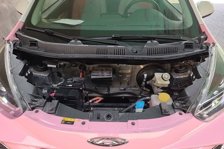 Used Chery QQ Little Ant 2023 251km True Love Edition Lithium Iron Phosphate Engine Bay