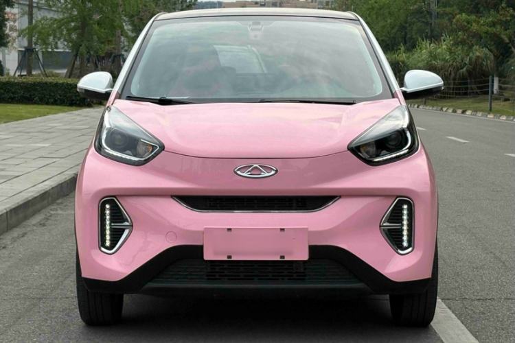 Used Chery QQ Little Ant 2023 251km True Love Edition Lithium Iron Phosphate Exterior 2