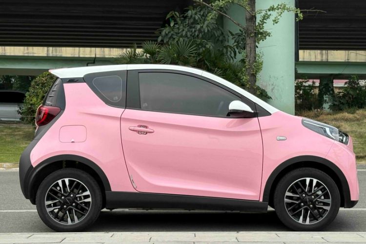 Used Chery QQ Little Ant 2023 251km True Love Edition Lithium Iron Phosphate Exterior 6
